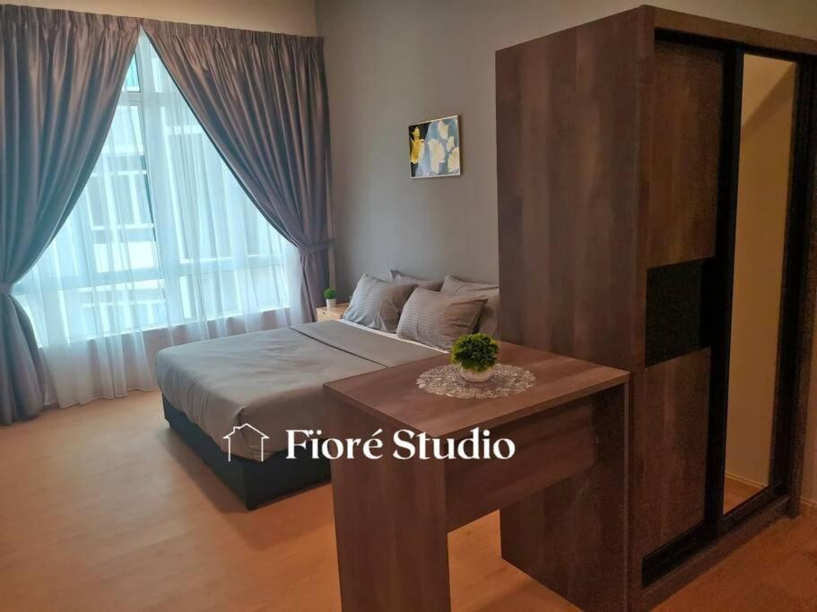 2-5 Pax @ Mahkota Valley Suite,